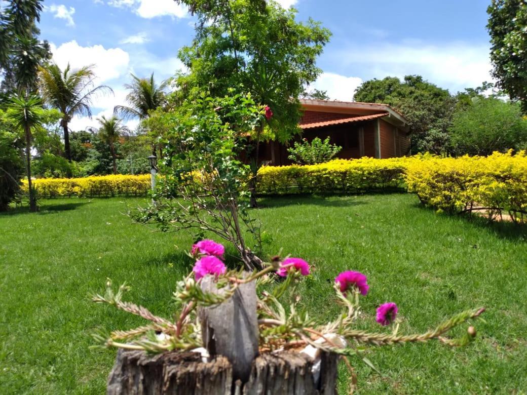 Pousada Carmel Garden Pirenopolis Bagian luar foto