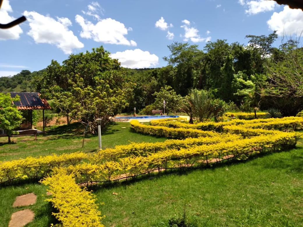 Pousada Carmel Garden Pirenopolis Bagian luar foto
