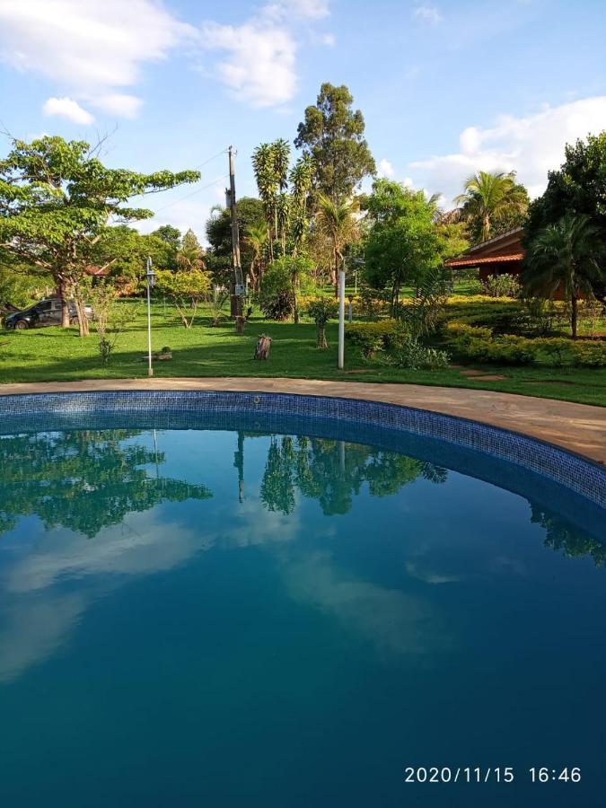 Pousada Carmel Garden Pirenopolis Bagian luar foto
