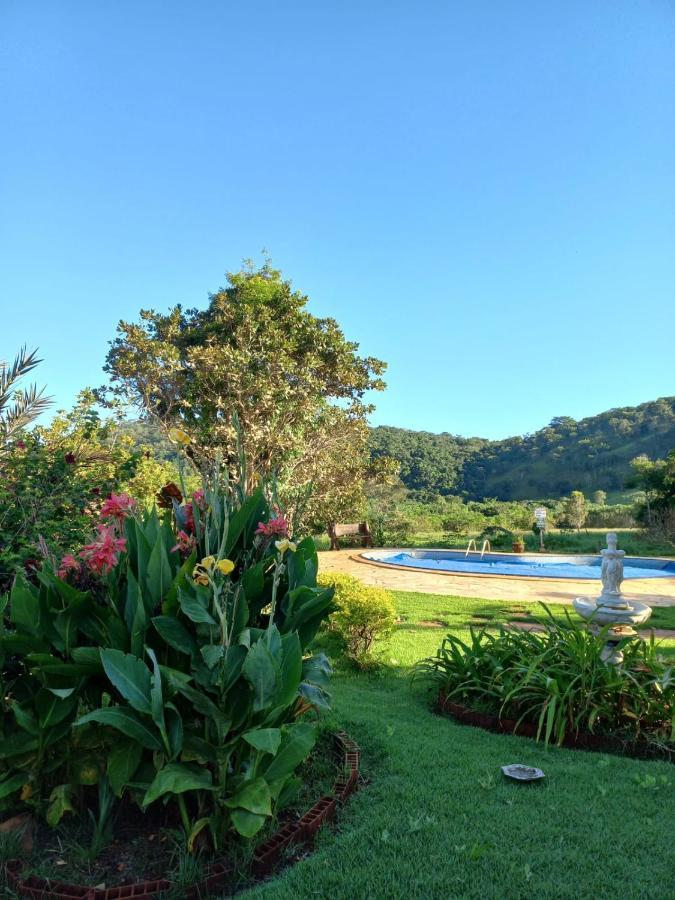 Pousada Carmel Garden Pirenopolis Bagian luar foto