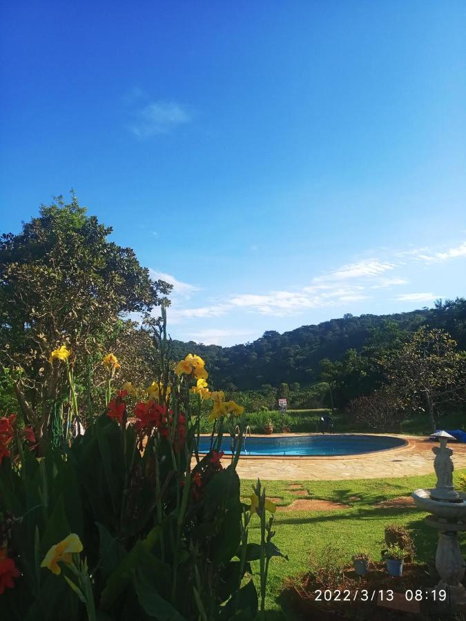 Pousada Carmel Garden Pirenopolis Bagian luar foto